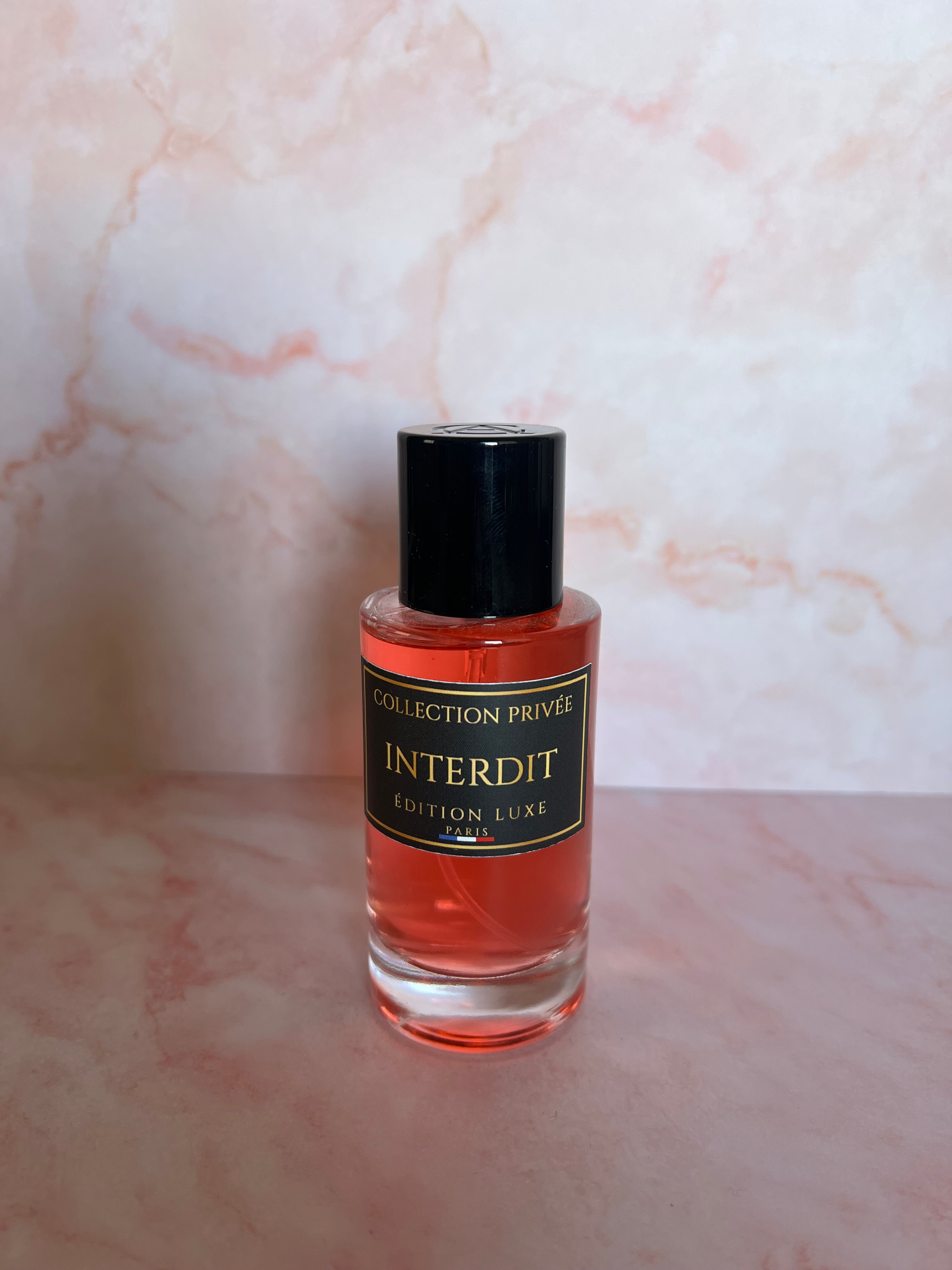 Interdit - Collection Privée