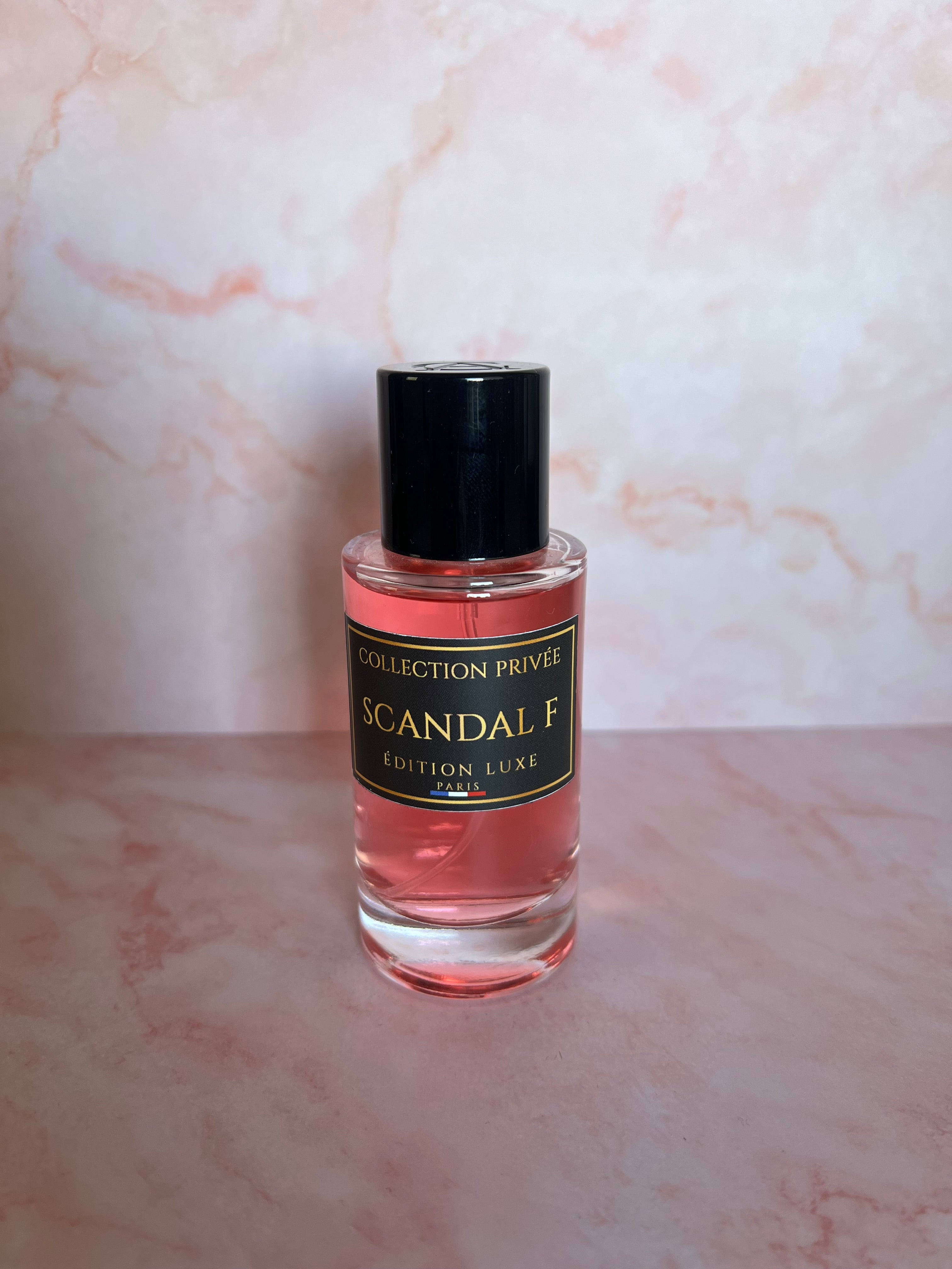 Scandale F - Collection Privée